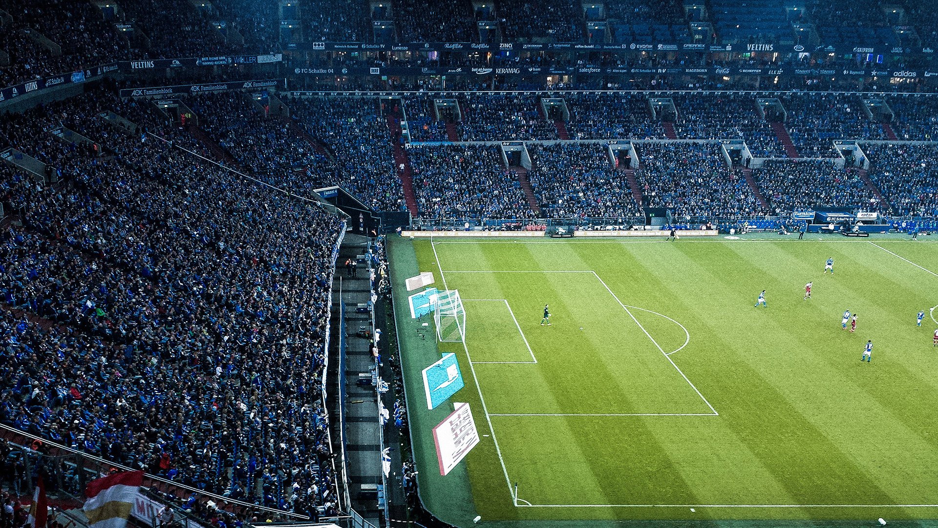 世界杯:内衣品牌与世界杯热点捆绑营销 引发是否“物化运动员”讨论